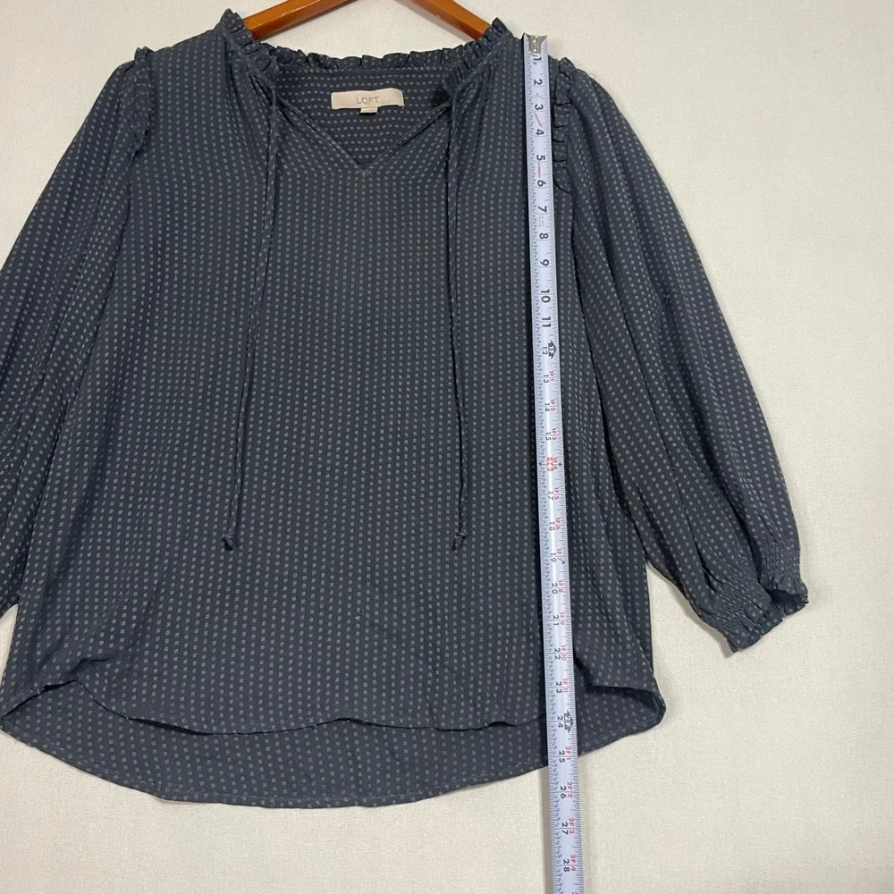 LOFT Ruffle V-Neck Tie Blouse Dotted Textured Dark Gray Top 3/4 Sleeves - Size S